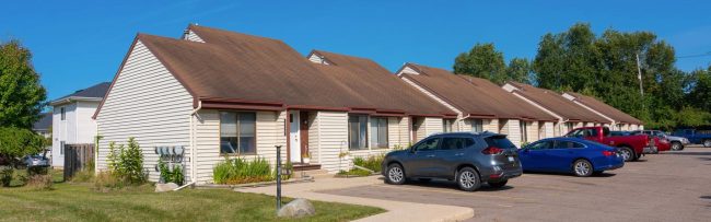 Provincial House Manor-2217 Provincial House Drive (2)